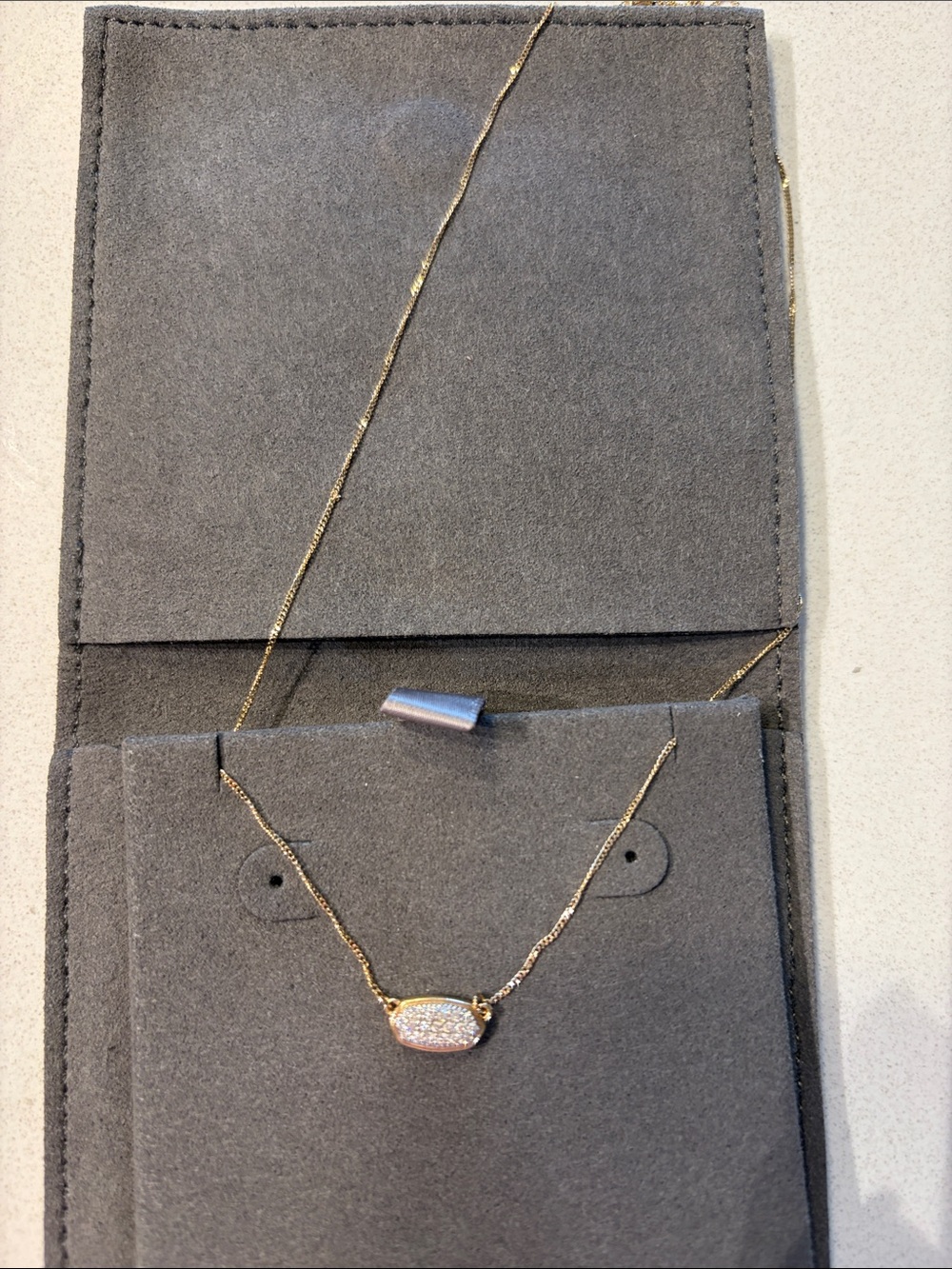 Kendra Scott Lisa Pendant Necklace in pave diamond and 14k yellow gold